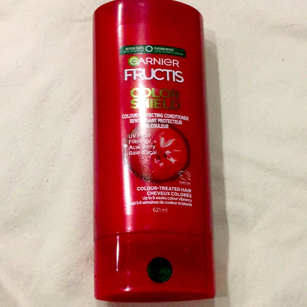 Garnier Fructis Colour Shield Protecting Conditioner Acai Berry UV Filter 621ml